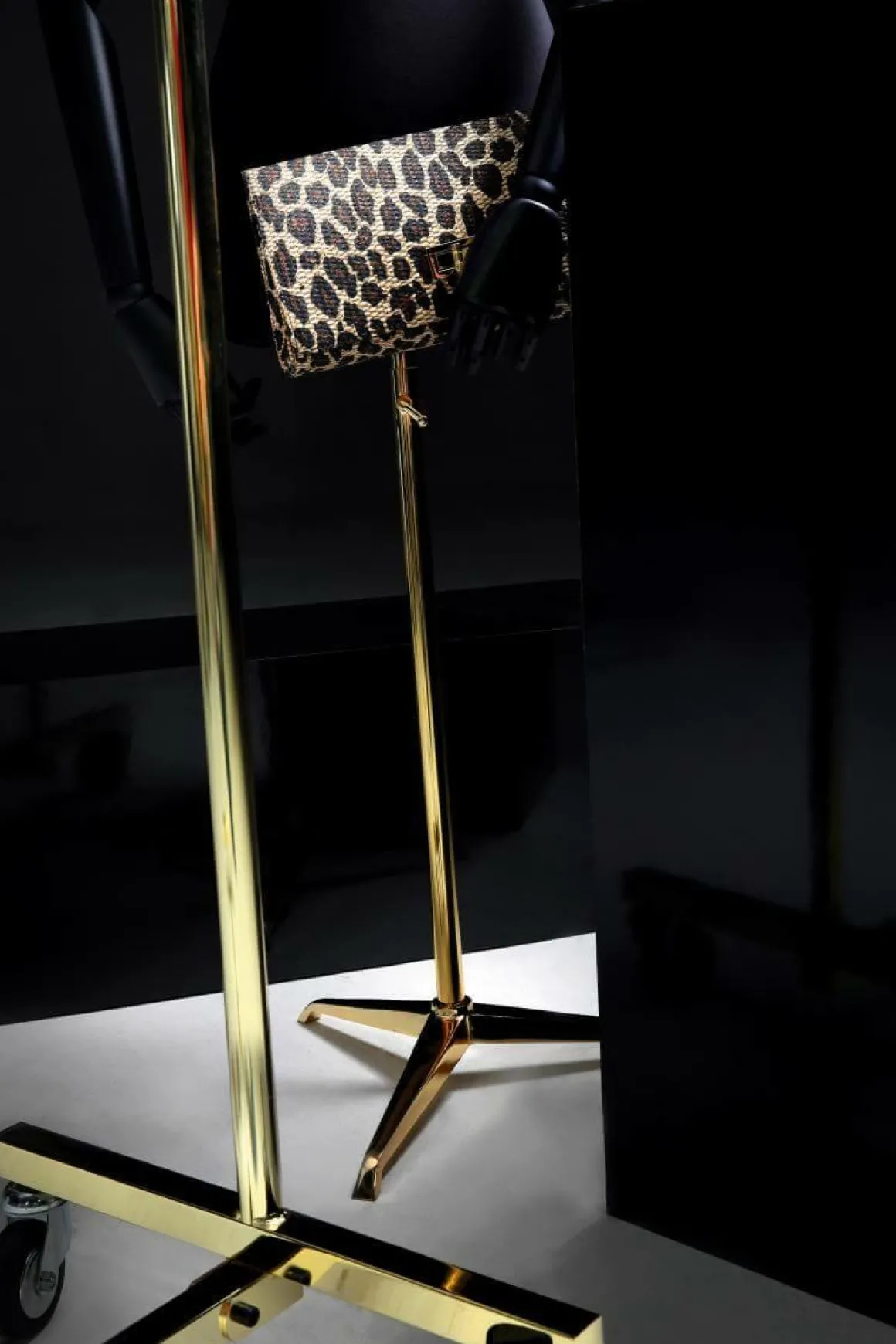 Büsten-Ständer Dreibein, Gold