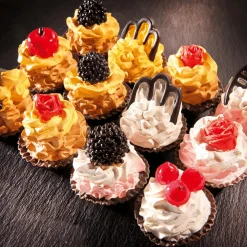 Bunte Petits Fours Lebensmittel-Attrappe