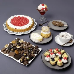 Bunte Petits Fours Lebensmittel-Attrappe