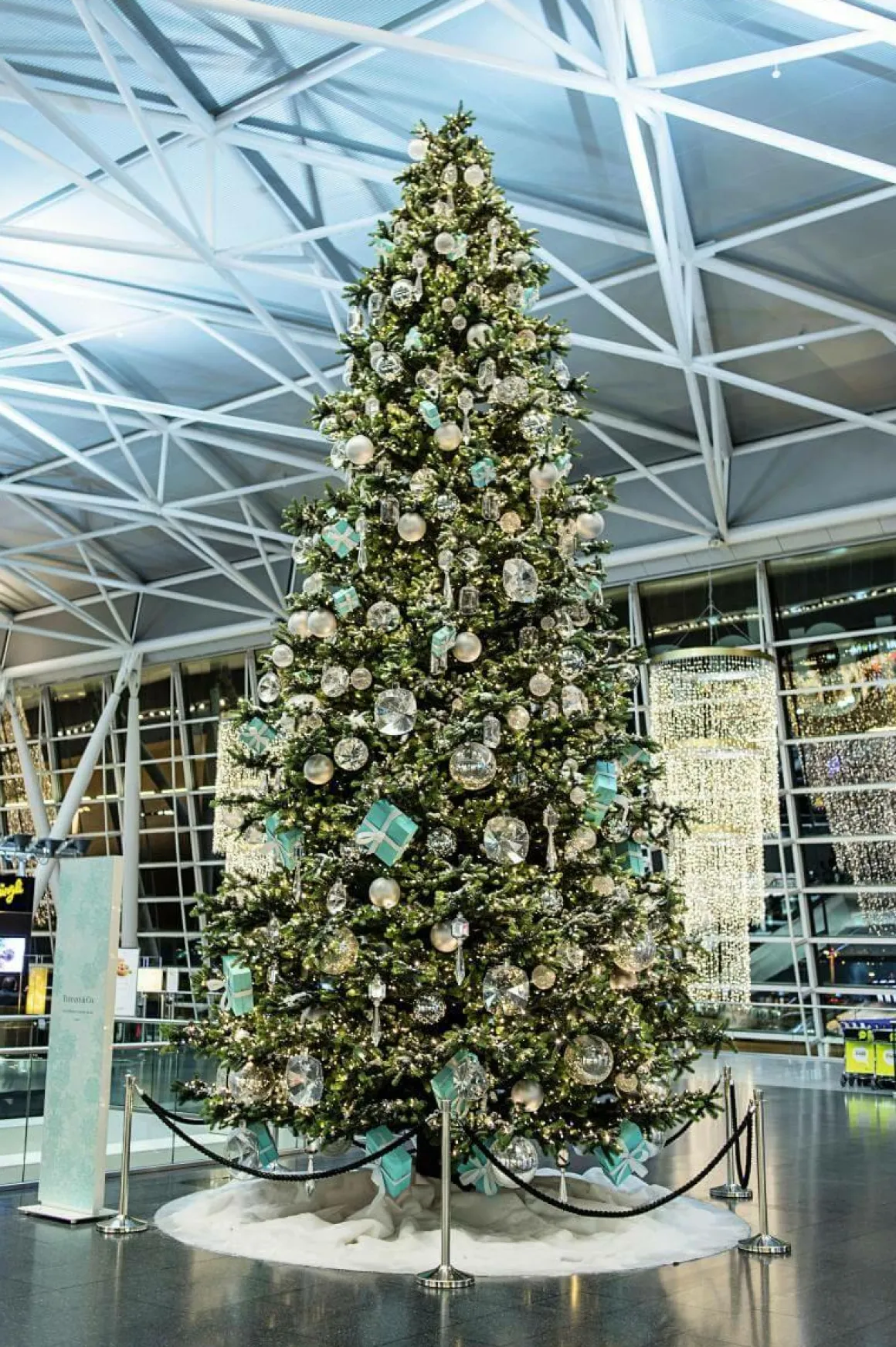 Künstlicher Gigant-Weihnachtsbaum "Deluxe"