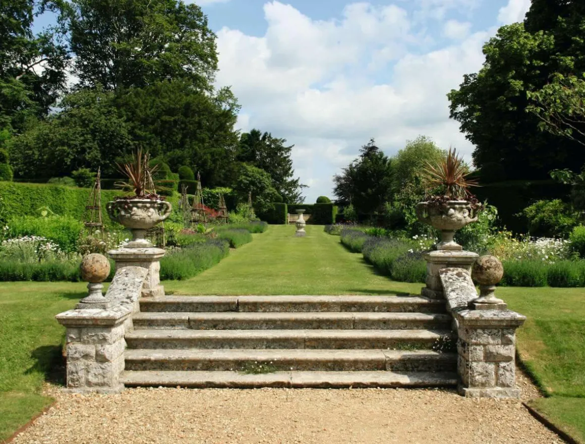 XXL-Planenbanner "Schlosspark" Aus Schwer Entflammbarer LKW-Plane 250 X 330 Cm